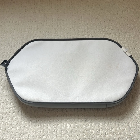 Puj tub kneeler pad - EUC - easy to wash in washing machine - Picture 2 of 2
